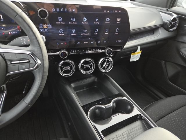 New 2025 Chevrolet Blazer EV LT image 32