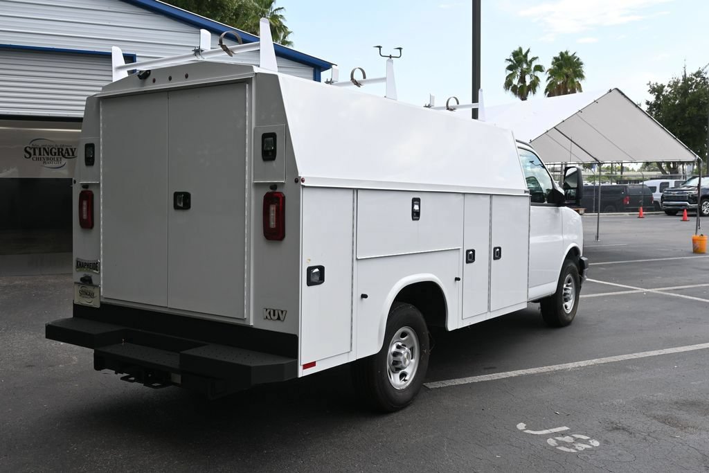 New 2025 Chevrolet Express 3500 w/ Power Convenience Package RWD image 5