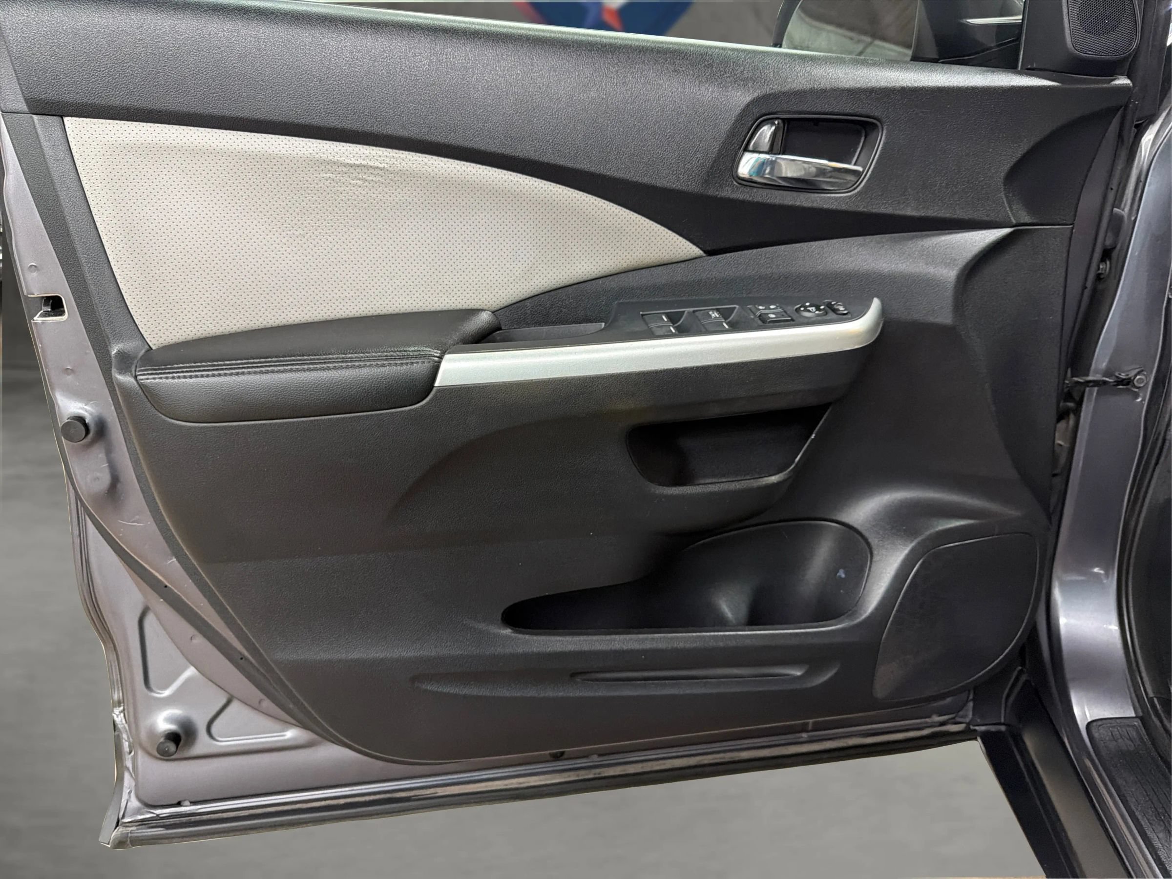 Used 2016 Honda CR-V EX-L image 34