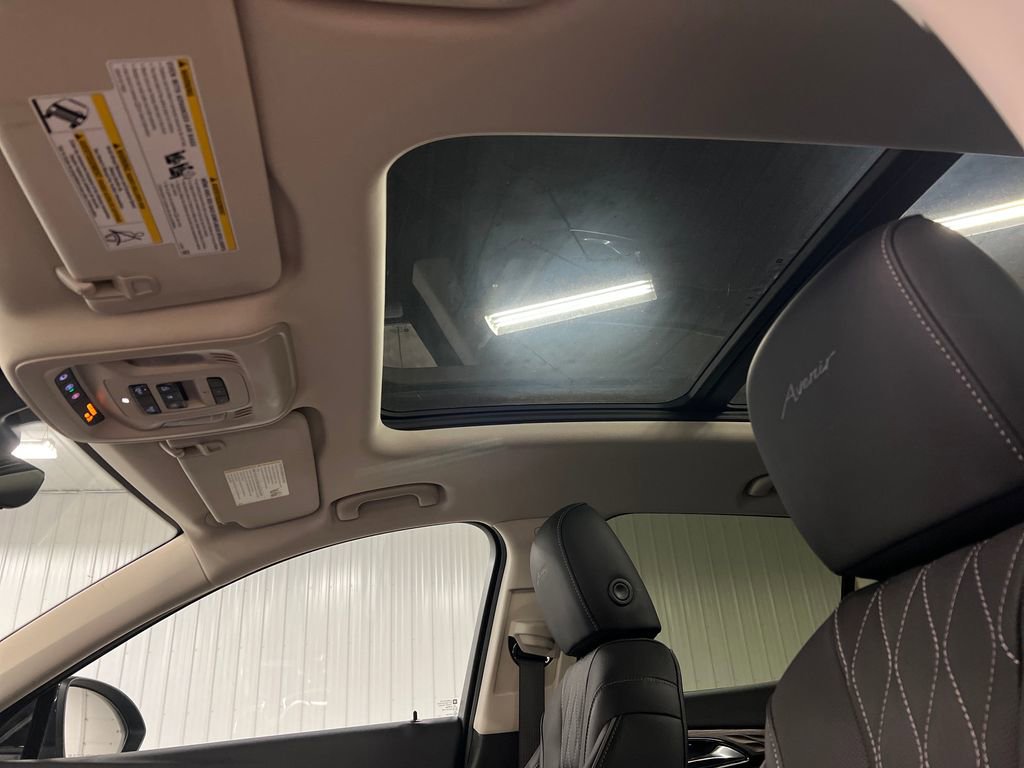 Certified 2023 Buick Envision Avenir AWD/4WD image 28