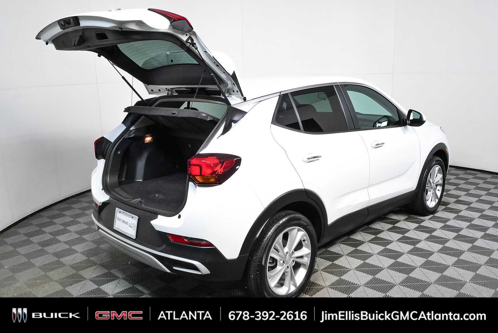 Used 2023 Buick Encore GX Preferred FWD image 23