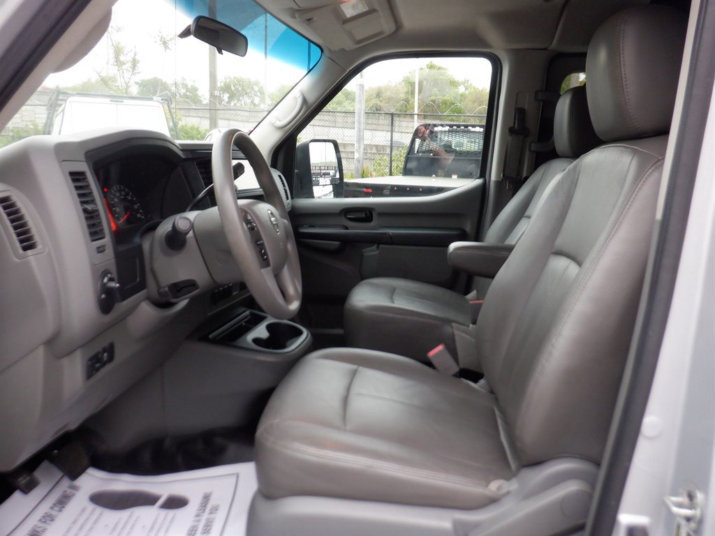 Used 2019 Nissan NV 3500 S RWD image 12