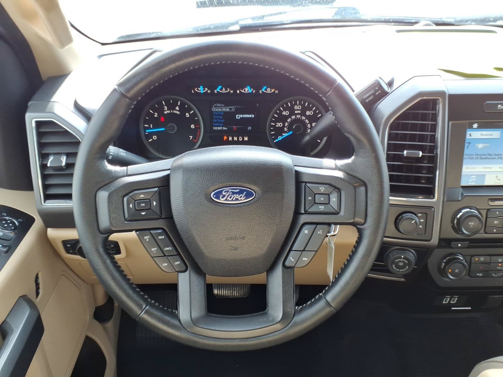 Used 2017 Ford F150 XLT w/ Equipment Group 302A Luxury AWD/4WD image 10