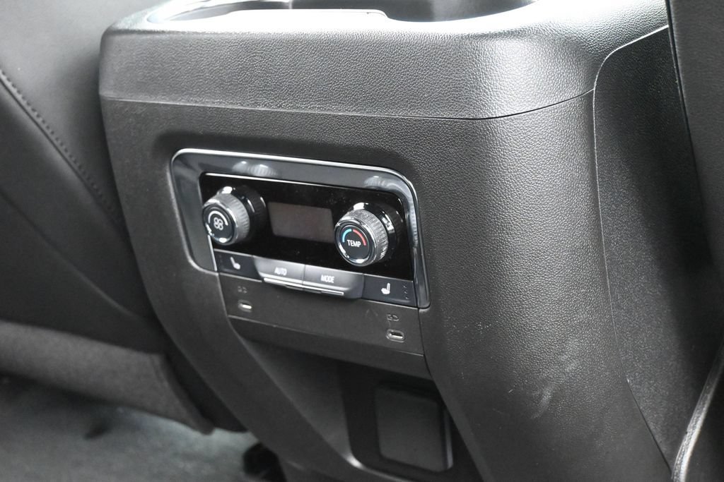 Used 2025 Chevrolet Tahoe High Country w/ Sun And Tow Package AWD/4WD image 48