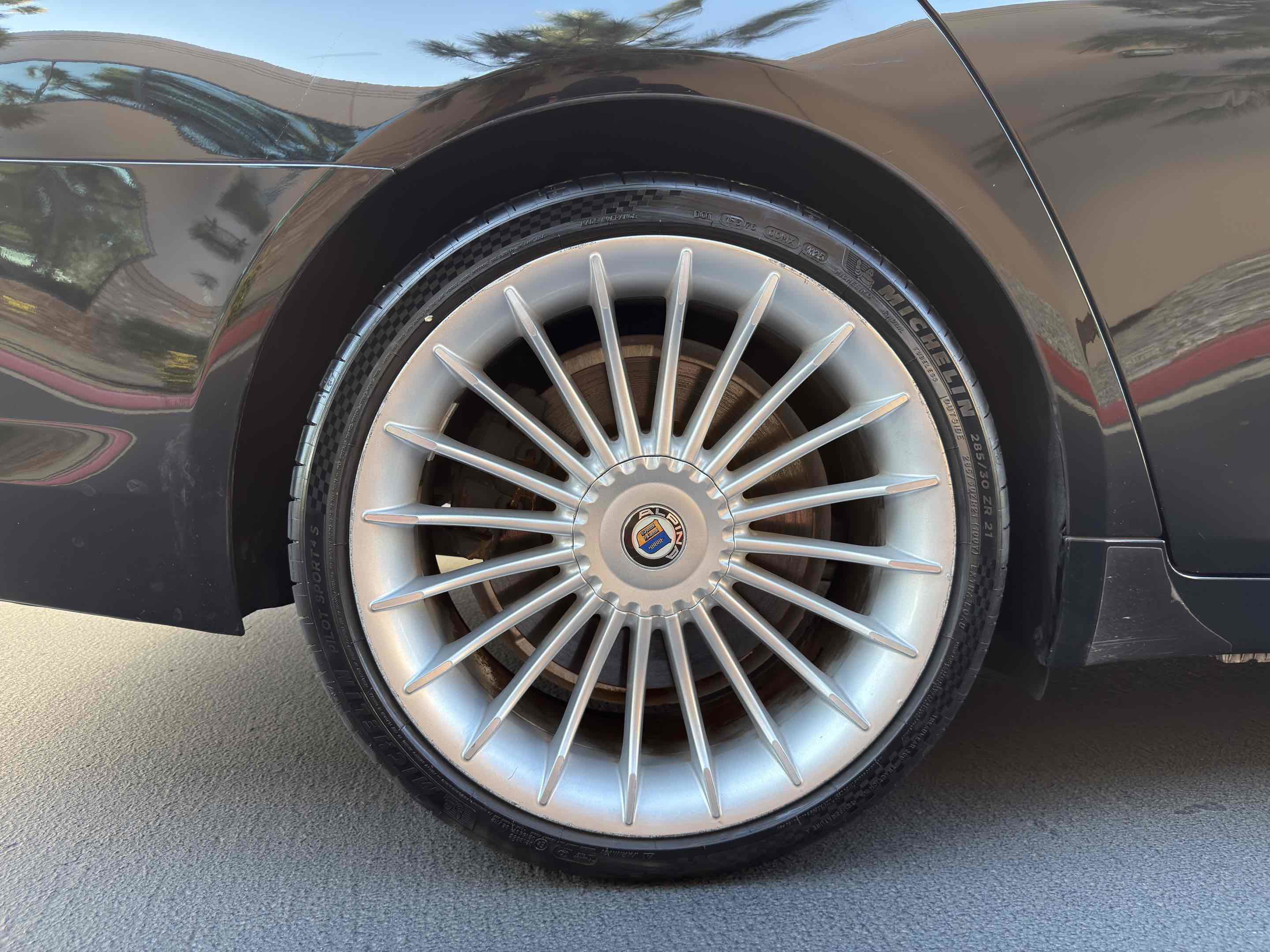 Used 2012 BMW ALPINA B7 image 21