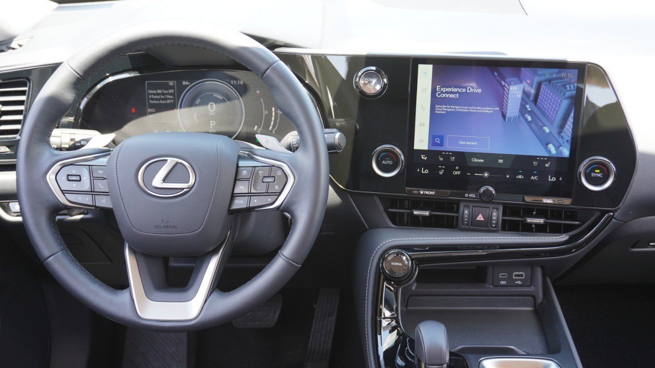 Used 2025 Lexus NX 350h AWD w/ Accessory Package (2T) image 28