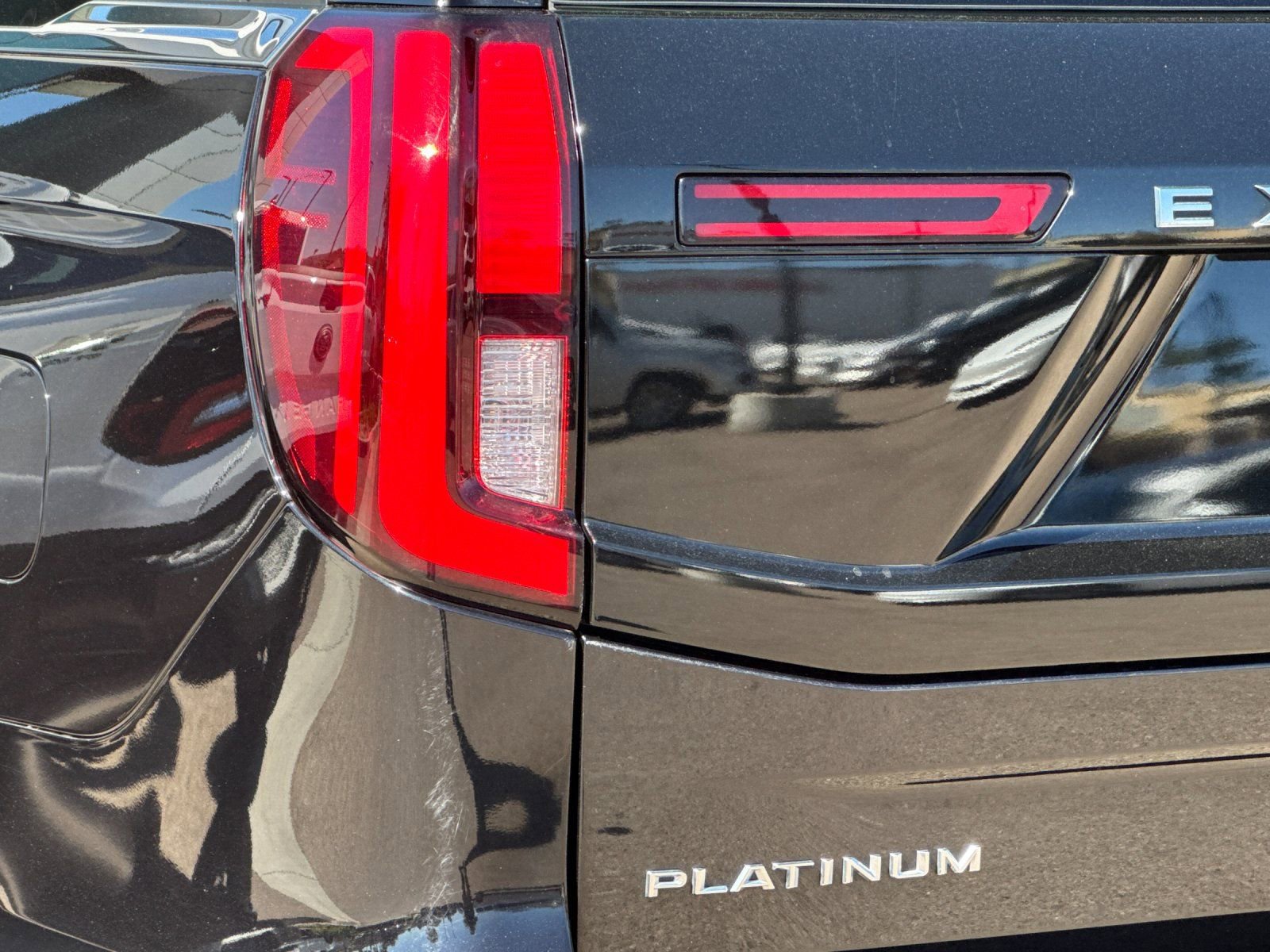 Used 2025 Ford Expedition Max Platinum image 39