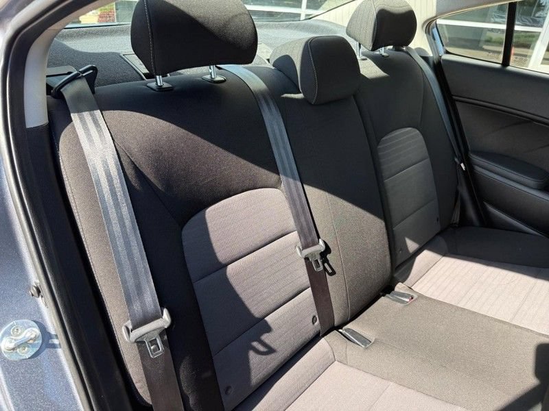 Used 2017 Kia Forte S FWD image 12