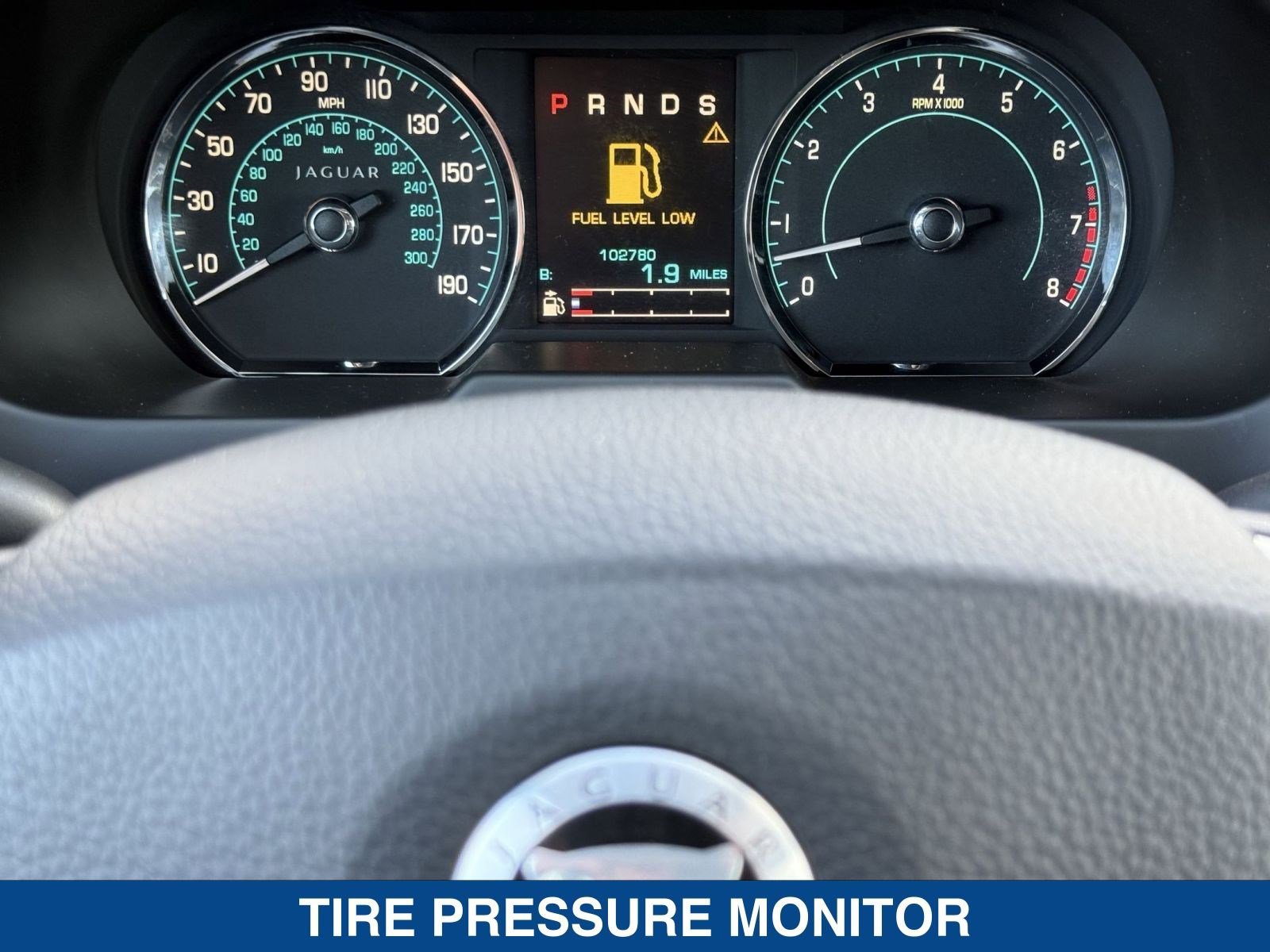 Used 2012 Jaguar XF image 25