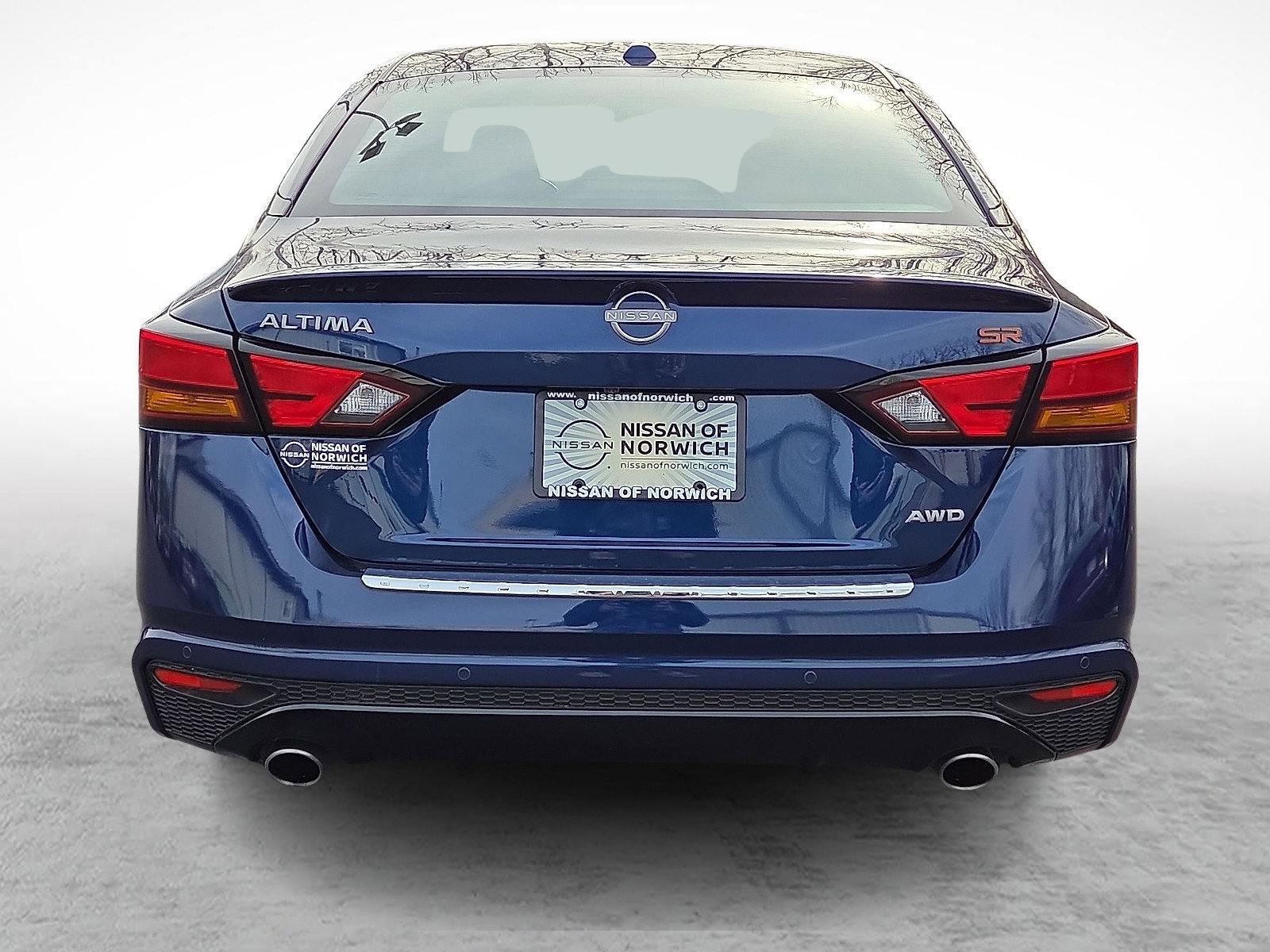 Used 2023 Nissan Altima 2.5 SR w/ SR Premium Package image 5