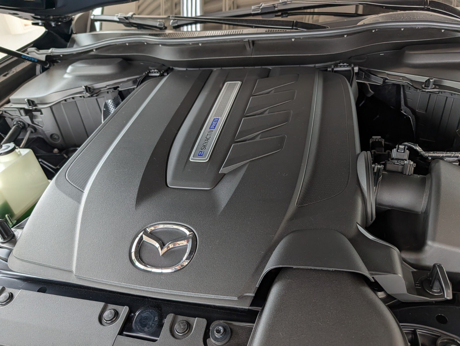 New 2026 MAZDA CX-90 Plug-In Hybrid w/Premium Sport AWD/4WD image 27