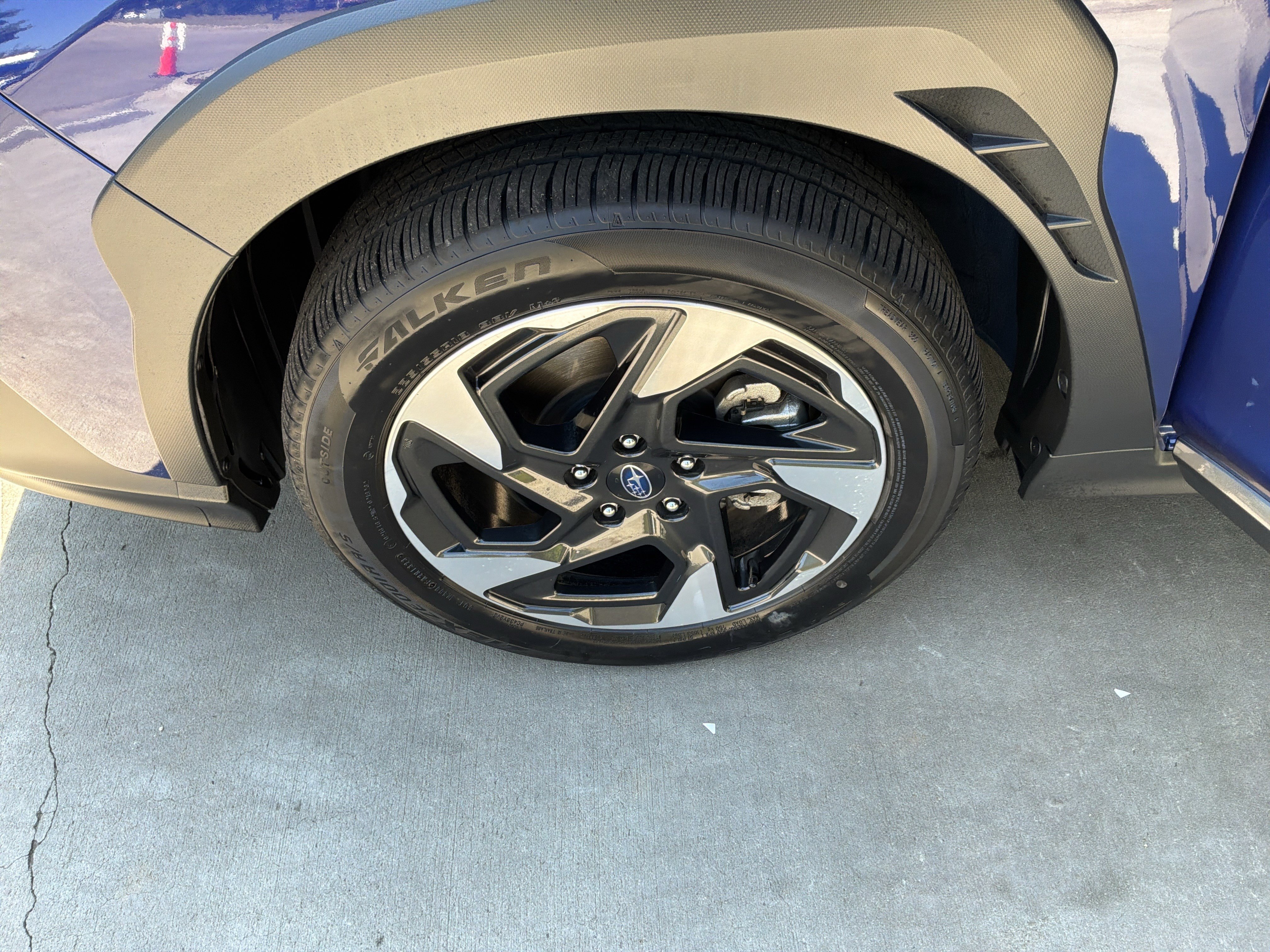 Used 2024 Subaru Crosstrek 2.5i Limited AWD/4WD image 13