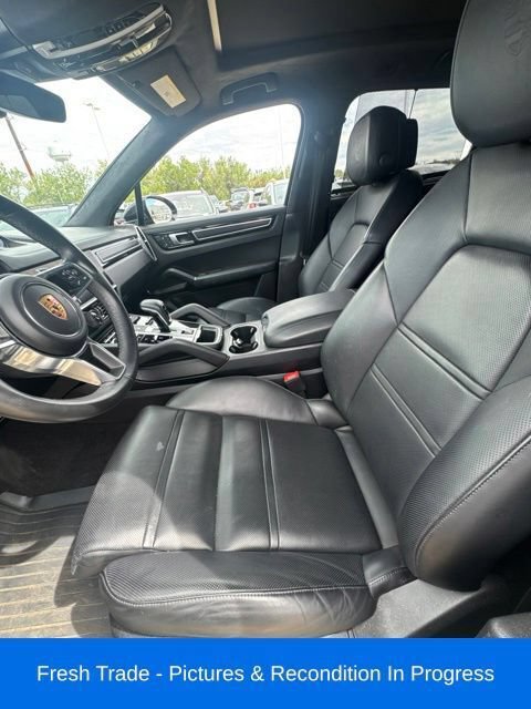 Used 2023 Porsche Cayenne GTS AWD/4WD image 11