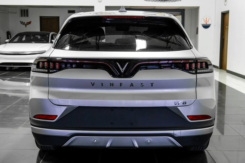 Used 2023 VinFast VF 8 Eco AWD/4WD image 11