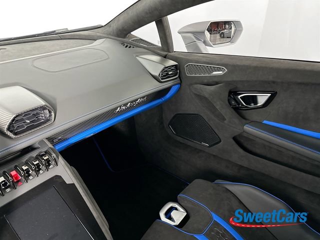 Used 2023 Lamborghini Huracan Tecnica image 28