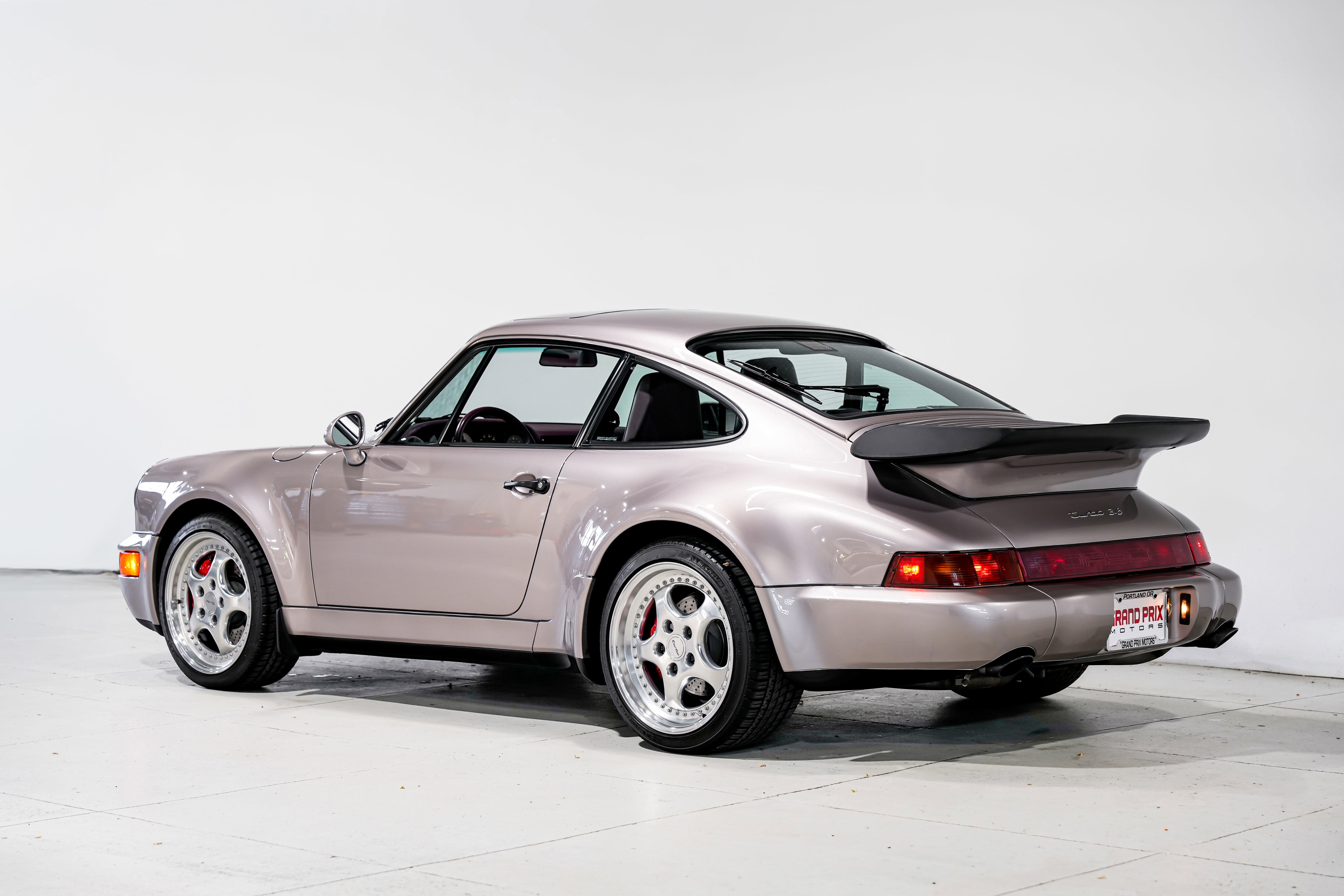 Used 1994 Porsche 911 Turbo RWD image 8