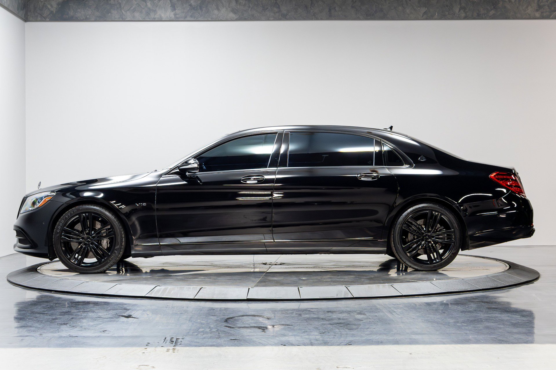 Used 2020 Mercedes-Benz Maybach S 650 image 46