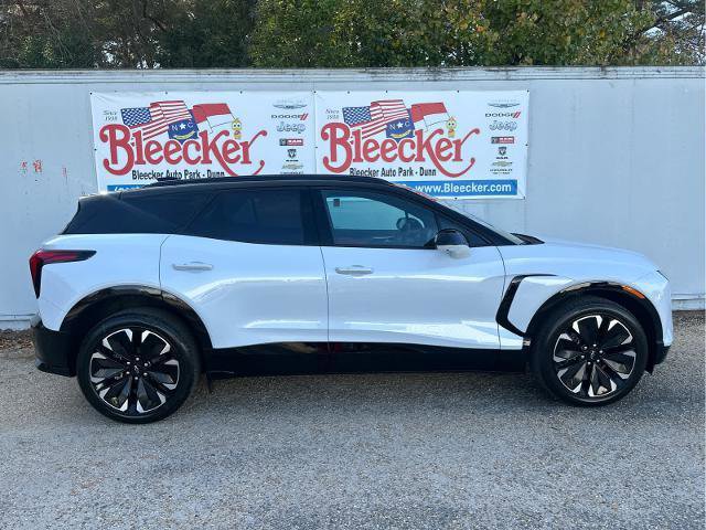 New 2026 Chevrolet Blazer EV RS image 2