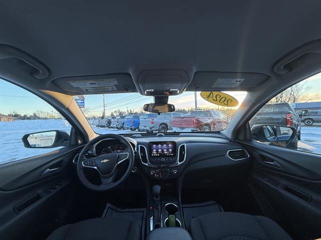 Used 2024 Chevrolet Equinox LT image 22