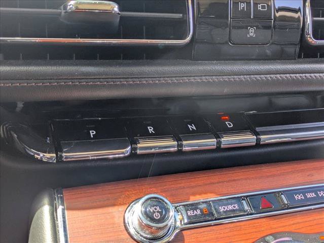 Used 2022 Lincoln Aviator Reserve w/ Equipment Group 201A RWD image 10