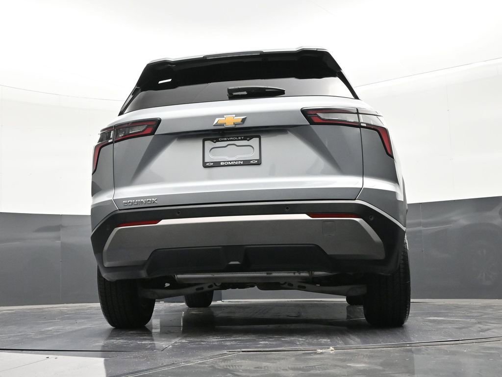 Used 2025 Chevrolet Equinox LT FWD image 20