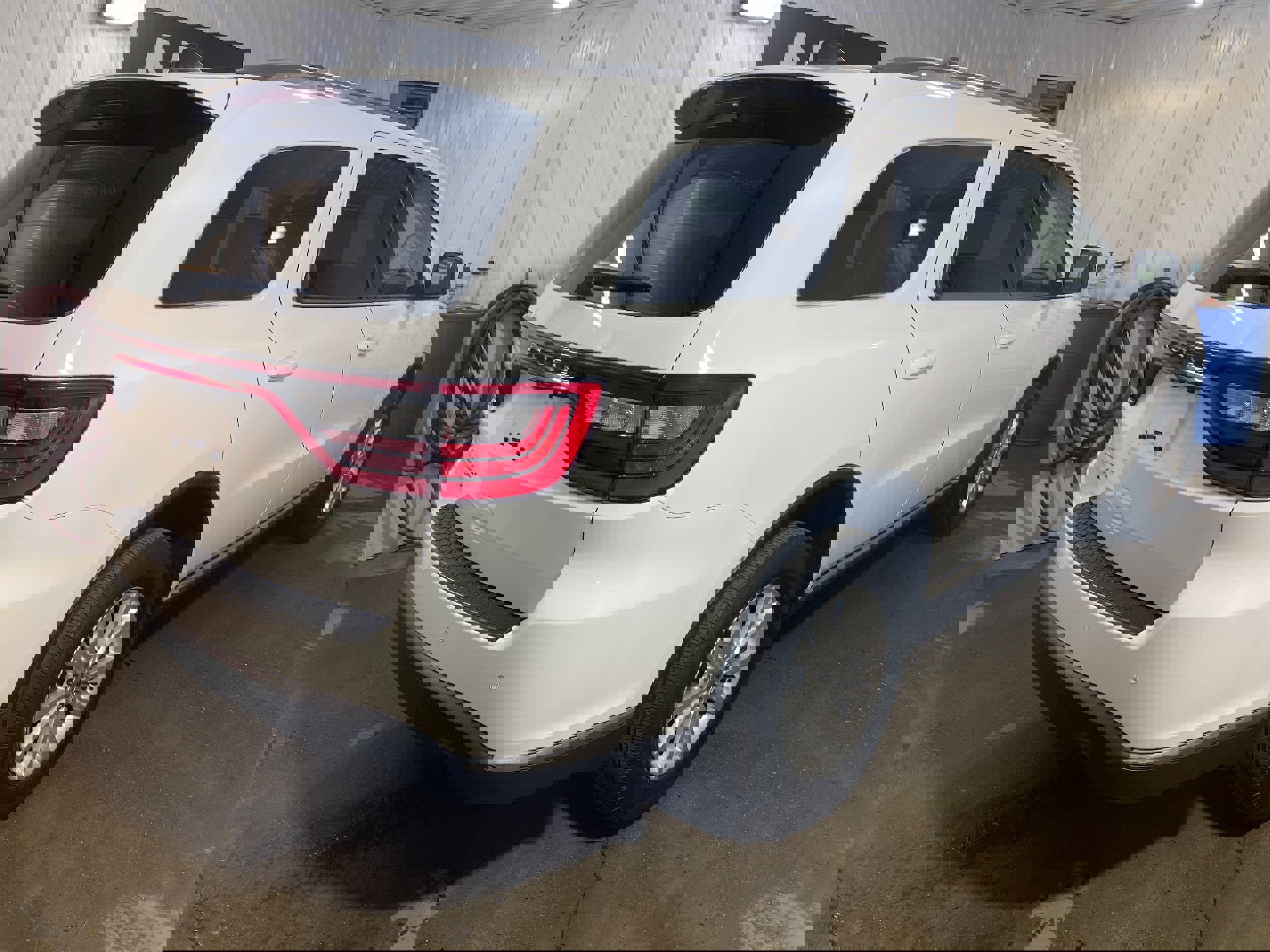 Used 2022 Dodge Durango SXT image 6