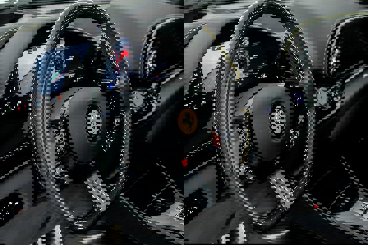 Used 2025 Ferrari Purosangue image 34