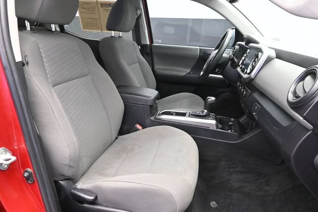 Used 2023 Toyota Tacoma SR5 RWD image 32