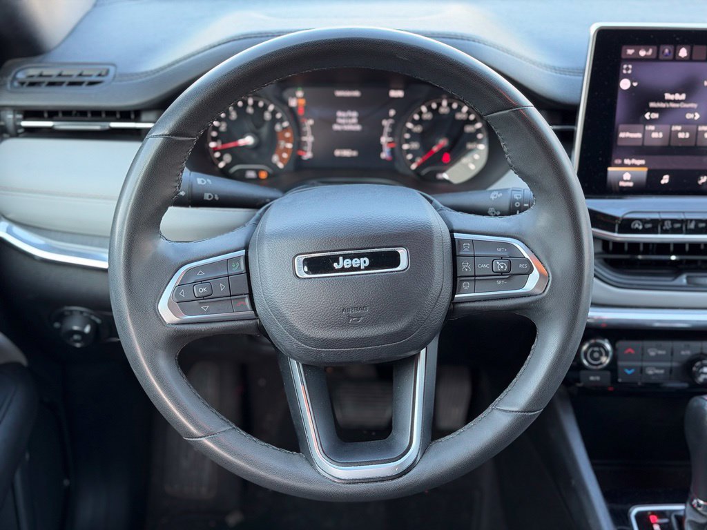 Used 2023 Jeep Compass Limited AWD/4WD image 12