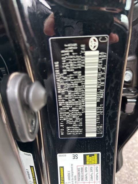 Used 2025 Toyota Corolla LE w/ LE Premium Package image 14