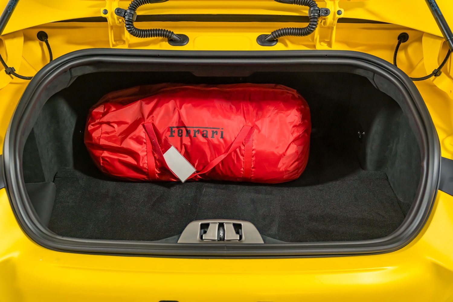 Used 2022 Ferrari 812 GTS RWD image 51