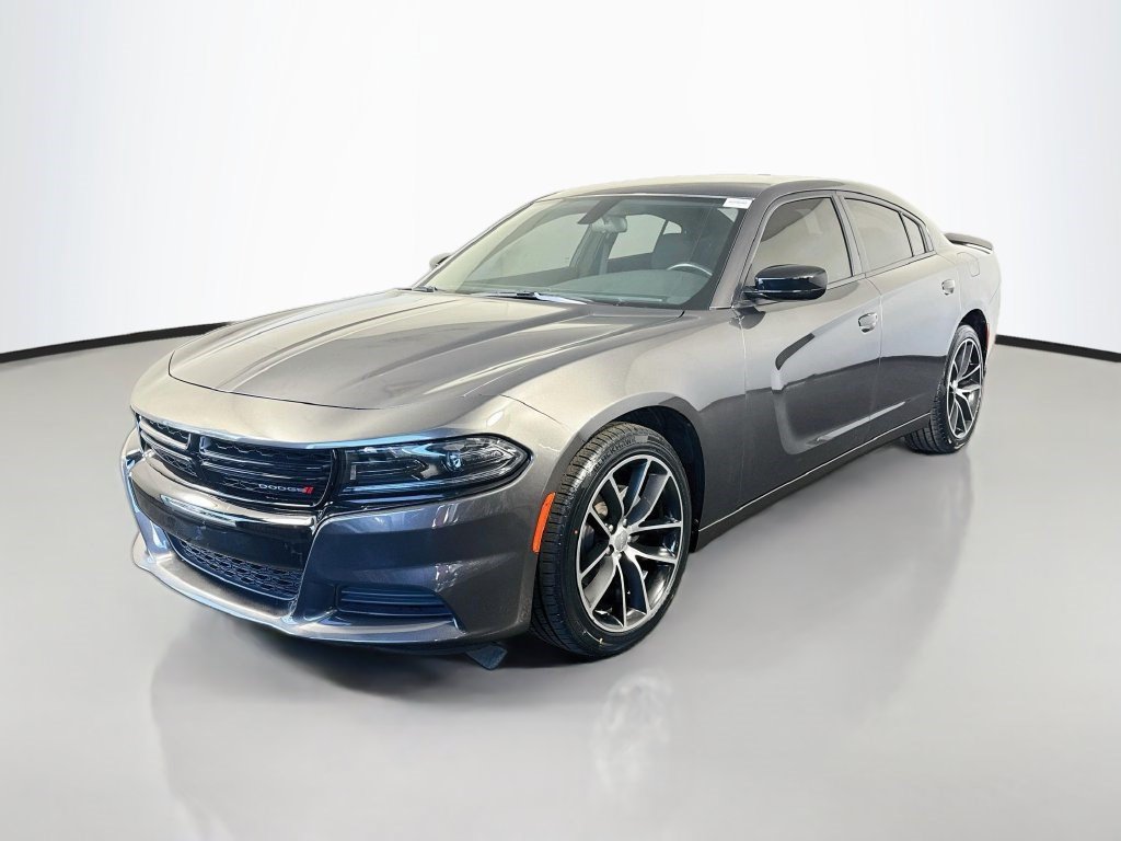 Used 2023 Dodge Charger SXT w/ Blacktop Package RWD image 4