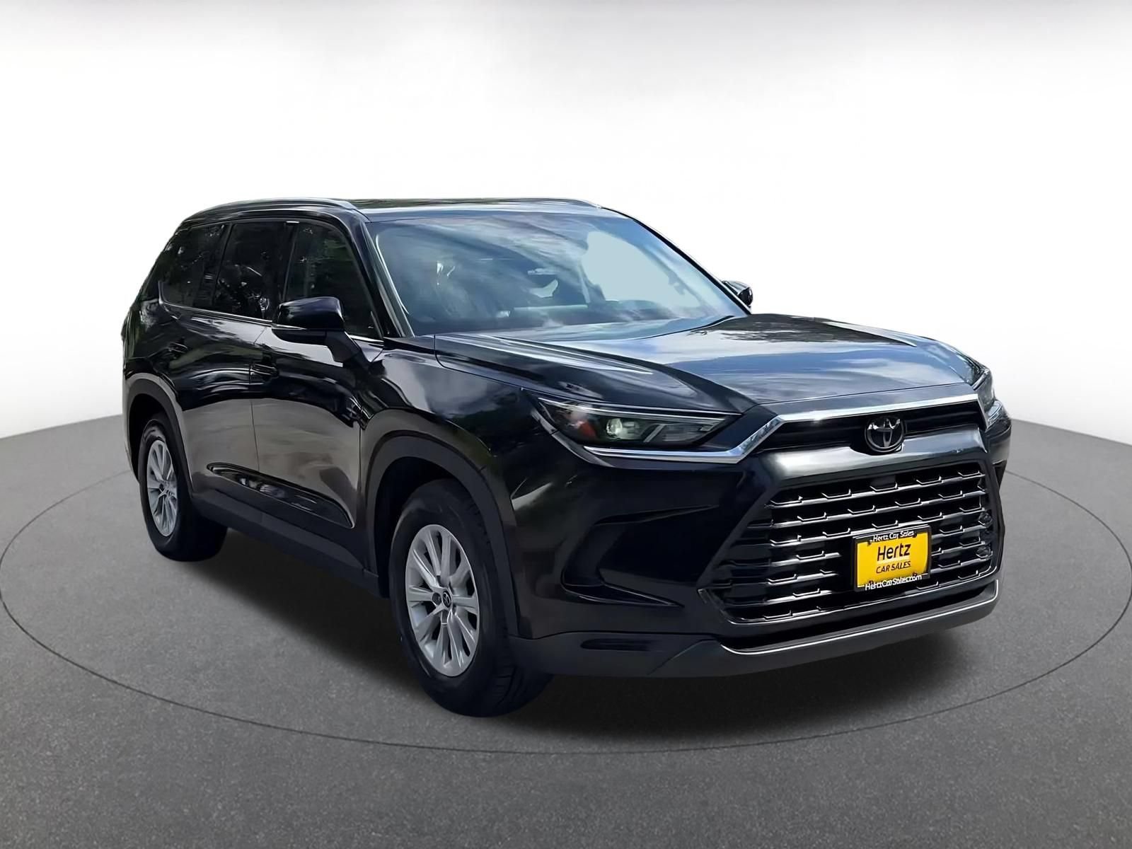 Used 2025 Toyota Grand Highlander FWD image 3