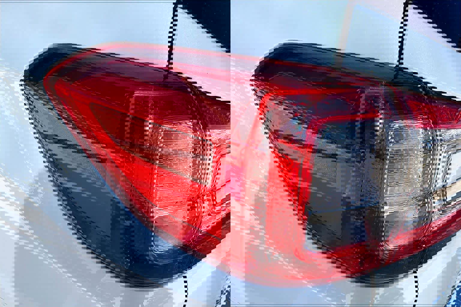 Used 2023 Subaru Ascent Limited w/ Technology Package image 29