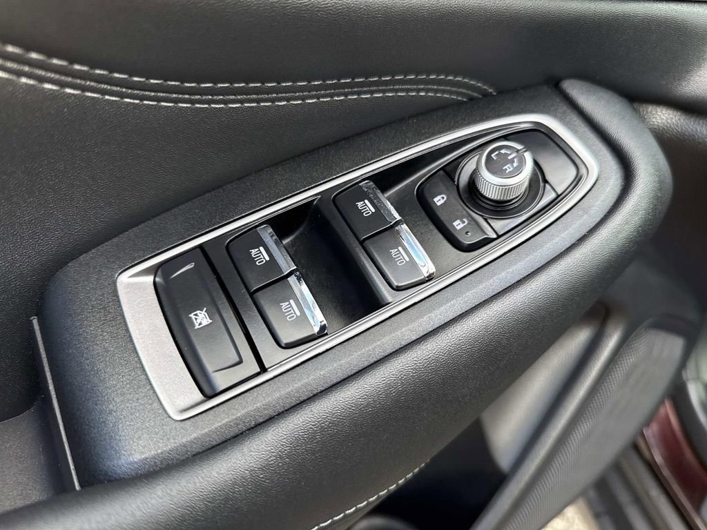 Used 2025 Subaru Outback Limited w/ Popular Package #2 image 18