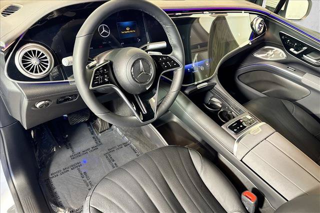 New 2026 Mercedes-Benz EQS 400 4MATIC SUV image 9