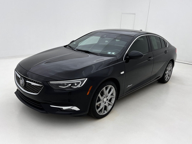Used 2019 Buick Regal Avenir w/ Driver Confidence Package II FWD image 4