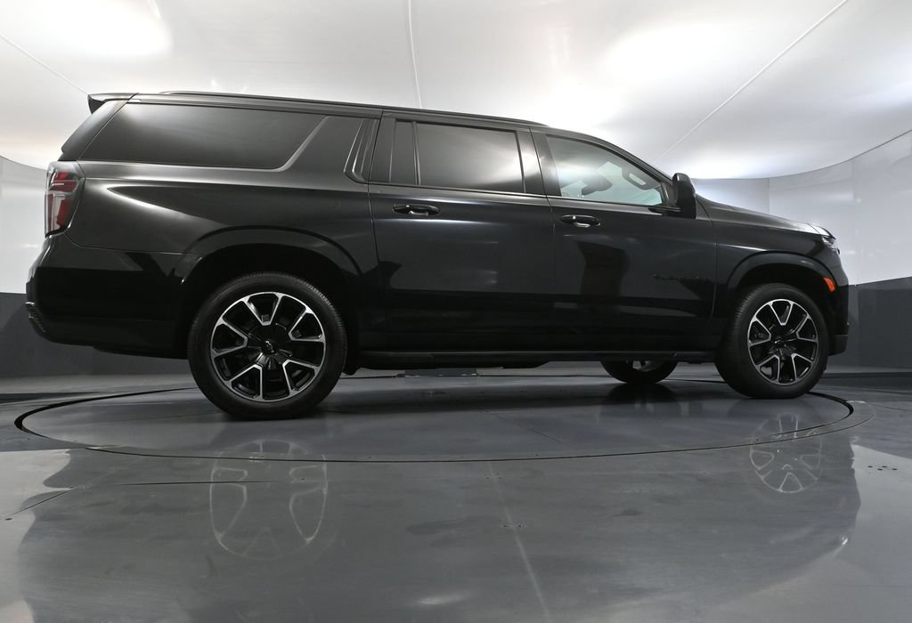 Used 2023 Chevrolet Suburban RST AWD/4WD image 62