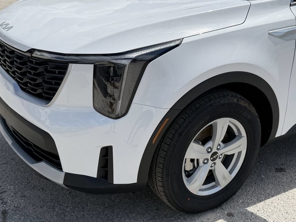 New 2026 Kia Sorento LX FWD image 7