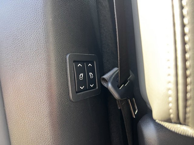 Used 2025 Cadillac XT6 Premium Luxury image 26