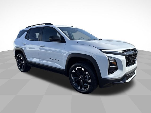 New 2027 Chevrolet Equinox RS w/ LPO, Floor Liner Package FWD image 3