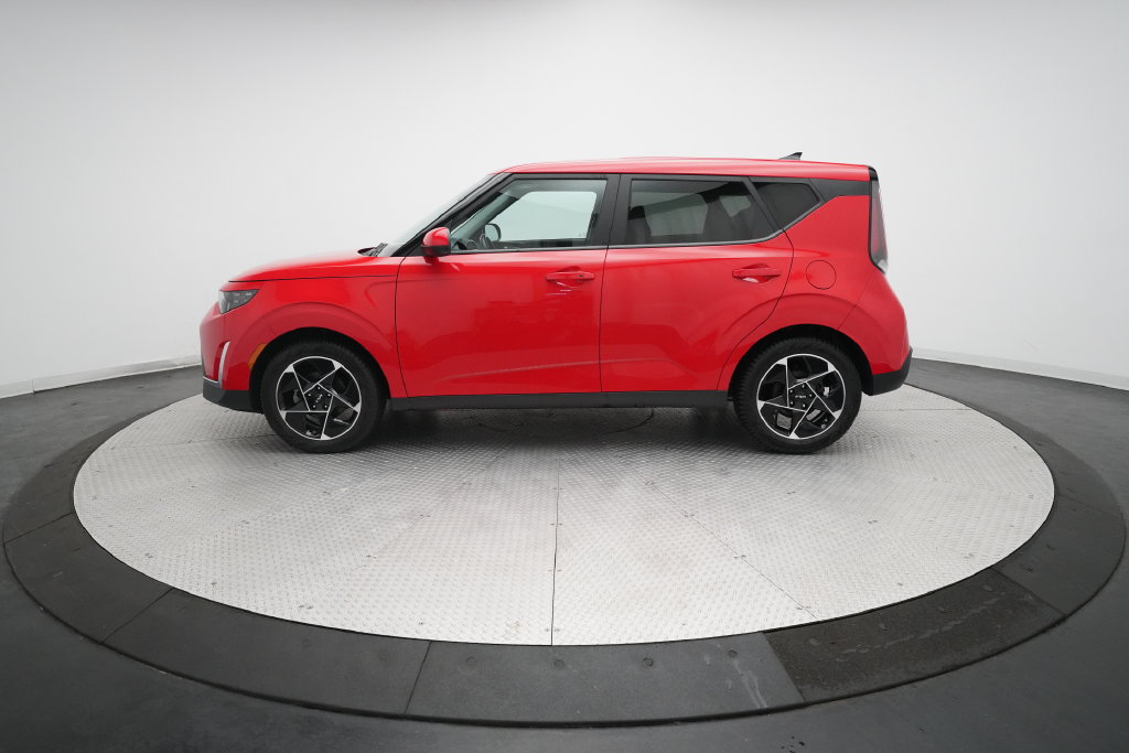 Used 2023 Kia Soul EX FWD image 23