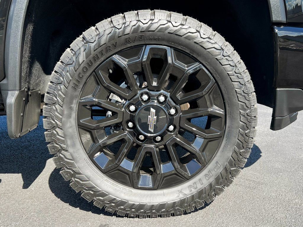 Used 2023 Chevrolet Silverado 2500 High Country image 15