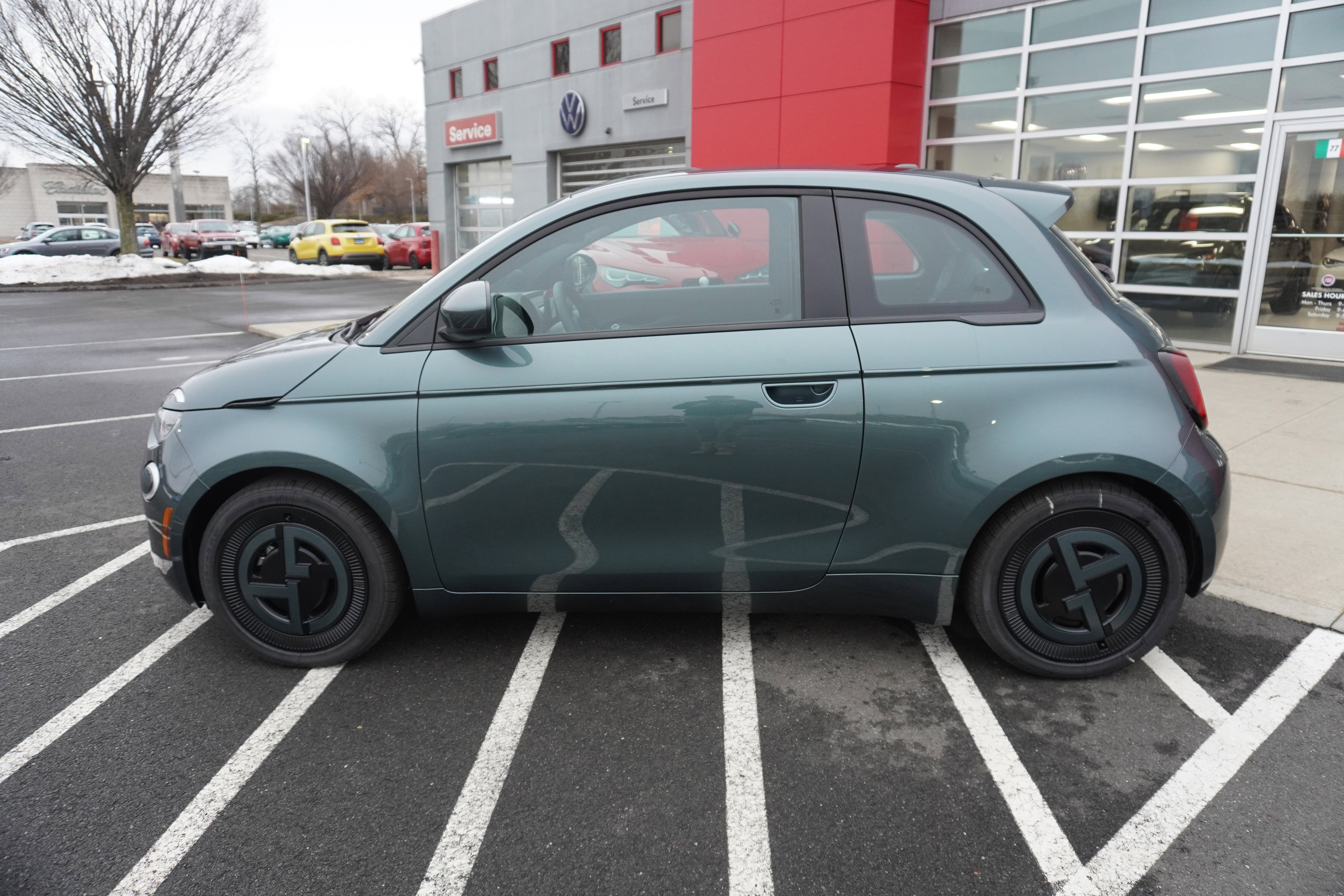 New 2025 FIAT 500 e image 10