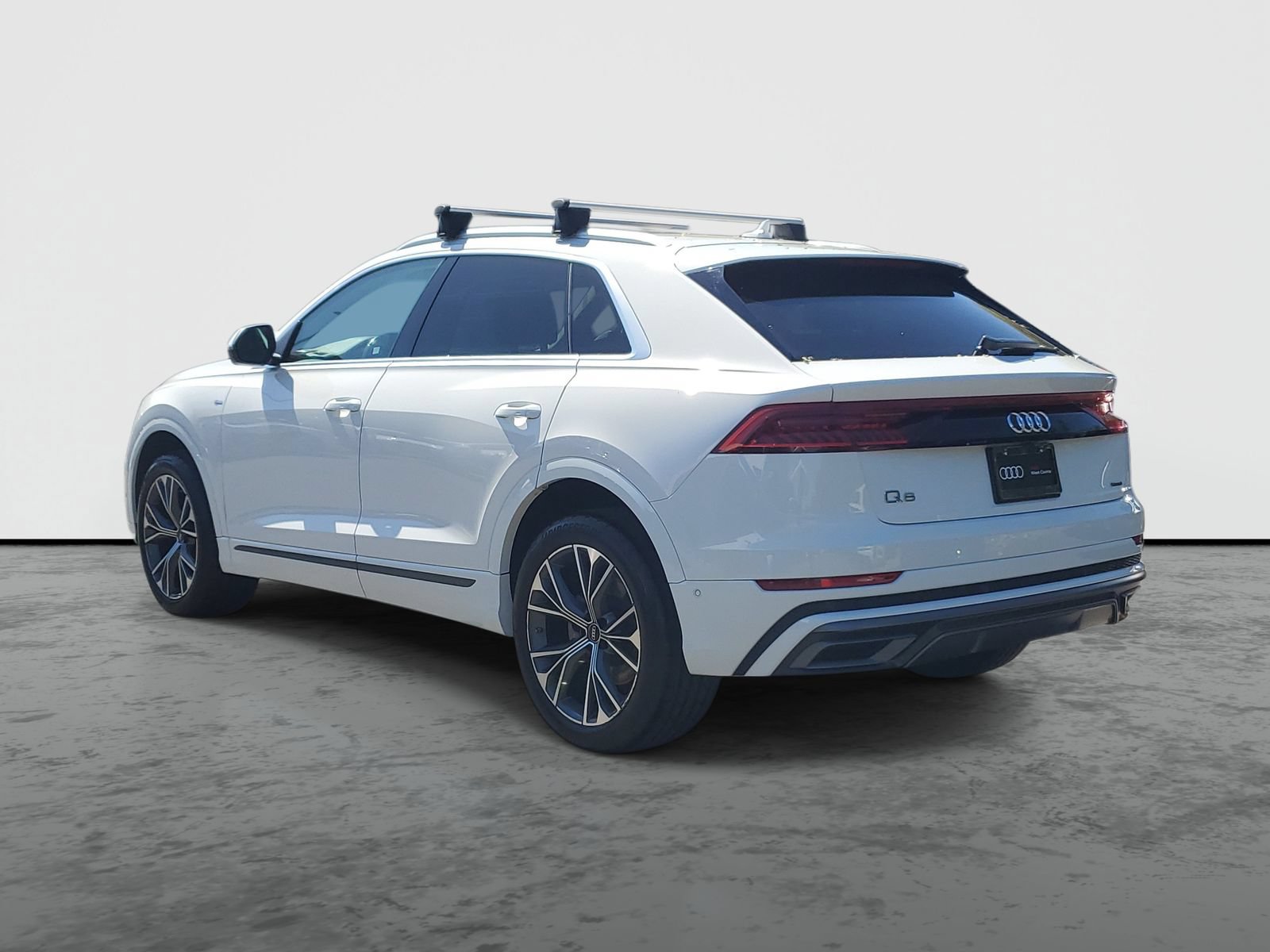 Used 2022 Audi Q8 Premium Plus AWD/4WD image 3