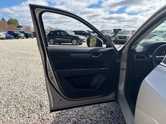Used 2025 MAZDA CX-5 AWD 2.5 S w/ Select Package image 17