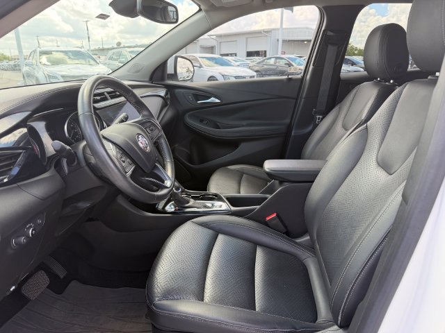 Used 2023 Buick Encore GX Essence w/ Experience Buick Package FWD image 12
