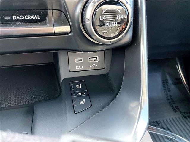 Used 2023 Lexus LX 600 4WD w/ Premium Package image 26