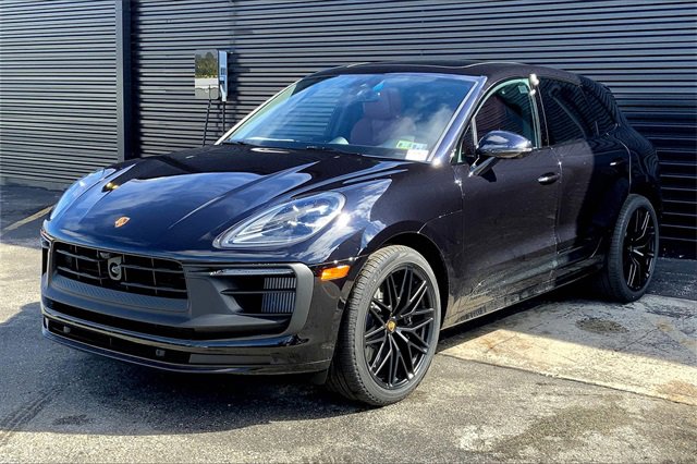 New 2026 Porsche Macan GTS image 1