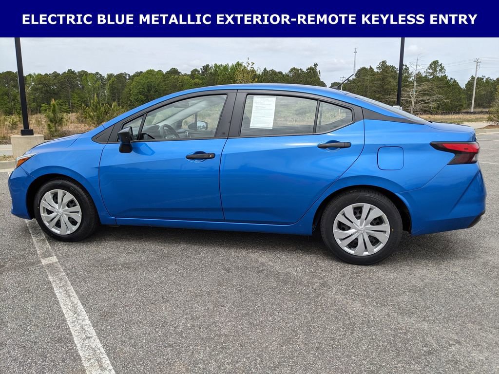 Used 2023 Nissan Versa S image 5